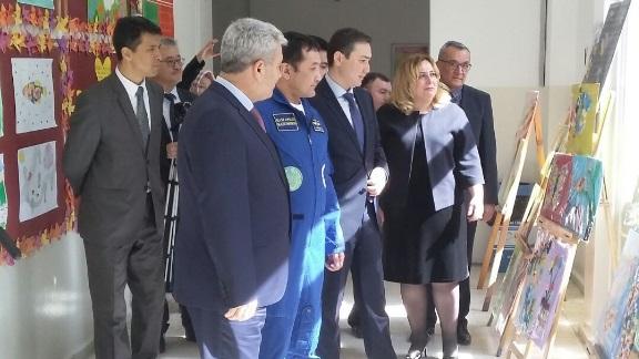 Kazakistan İstanbul Başkonsolusu ve Uzaya çıkan 3. Astronutu İlçemizi Ziyaret etti