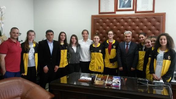 Haluk Ündeğer Anadolu Lisesi Kız Basketbol Takımı Türkiye Yarı Finaller Birincisi